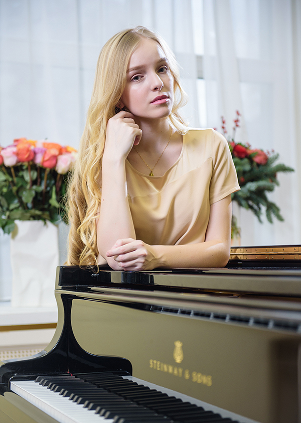 Меньшикова Софья Меньшикова Софья