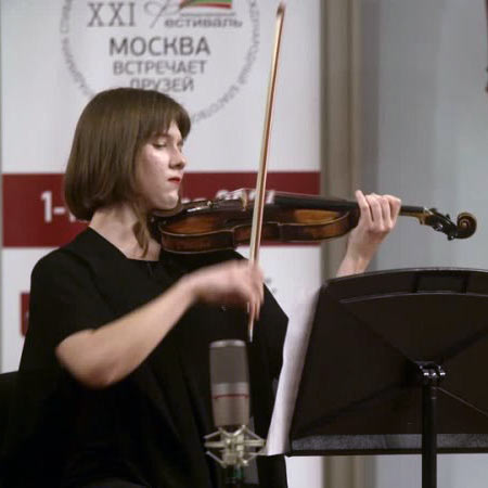 Постепенно загружаем видеозаписи концертов с XXI фестиваля «Москва встречает друзей»