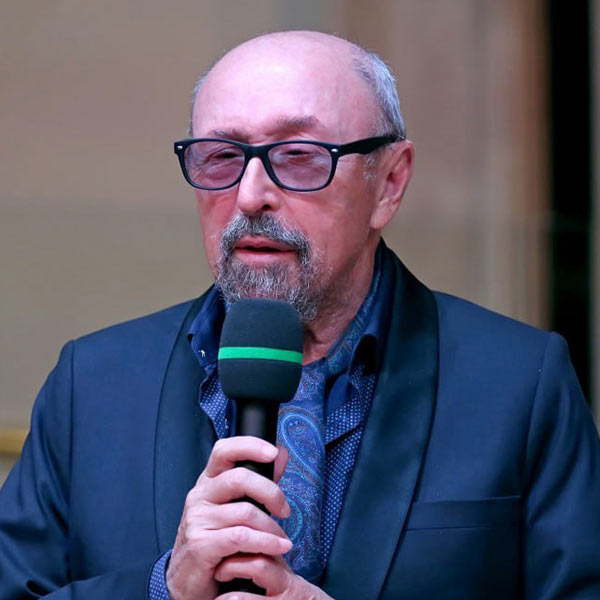 Сегодня&nbsp;— не&nbsp;только День России, с&nbsp;которым мы&nbsp;вас всех поздравляем, но&nbsp;и&nbsp;день рождения одному из&nbsp;основателей Фонда Екатерины Романовны Ширман