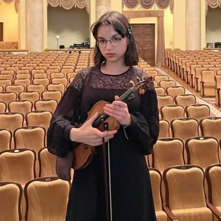Открыт сбор на новый инструмент для талантливой скрипачки